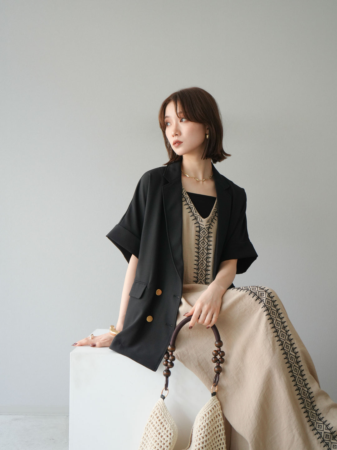 [預購] 金色紐扣半身夾克/黑色