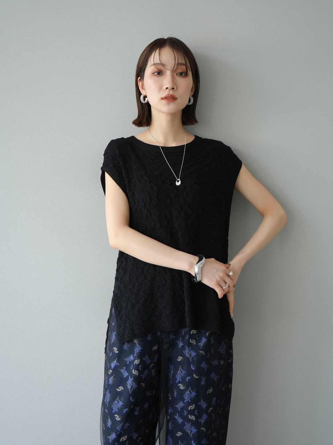 [SET]ポコポコノースリーブニットプルオーバー+コード刺繍チュールレイヤードパンツ(2set)