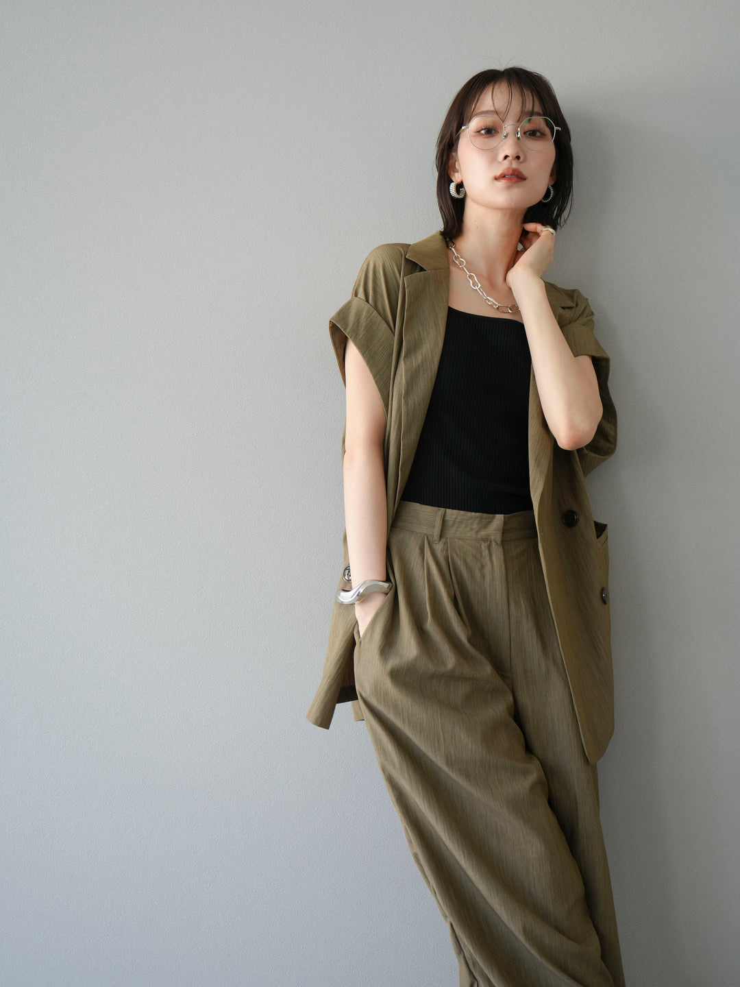 [予約]リネンライクノースリーブダブルジレ/グレージュ