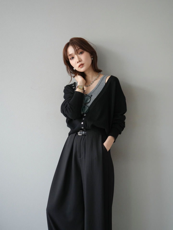 [予約]デザインボタンニットカーディガン＆タンクトップSET/ブラック