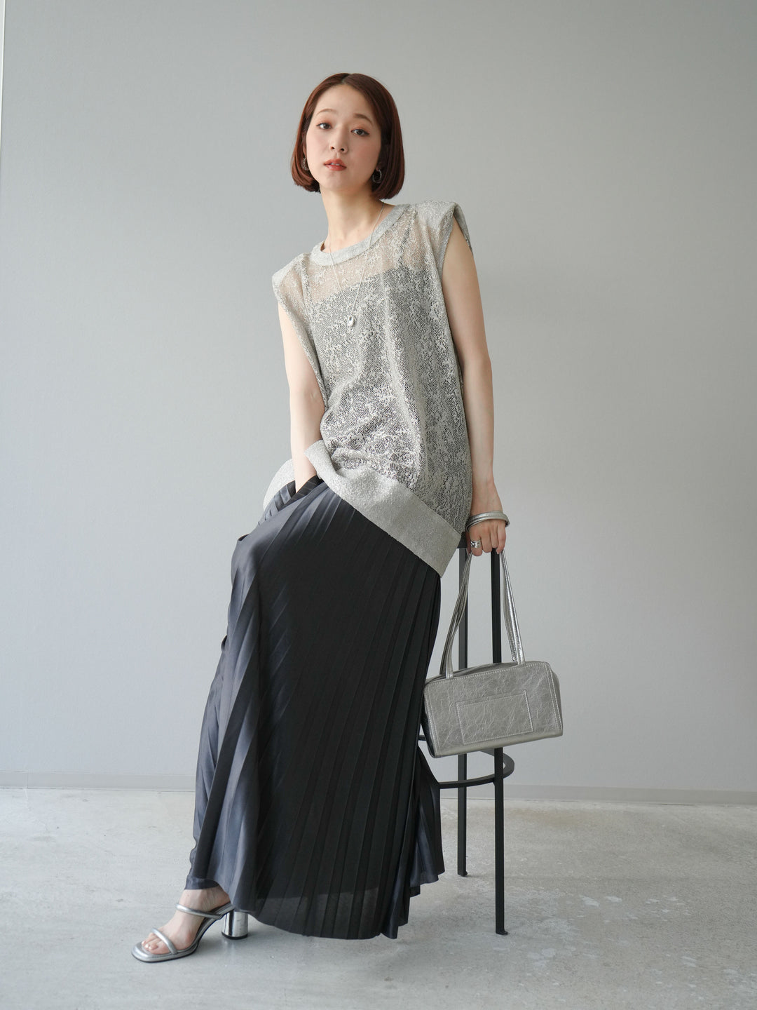 [予約]シャイニーレースプルオーバー/グレー