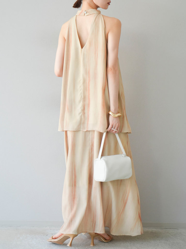 [SET] 細膩花紋V領襯衫＆喇叭裙（2套）