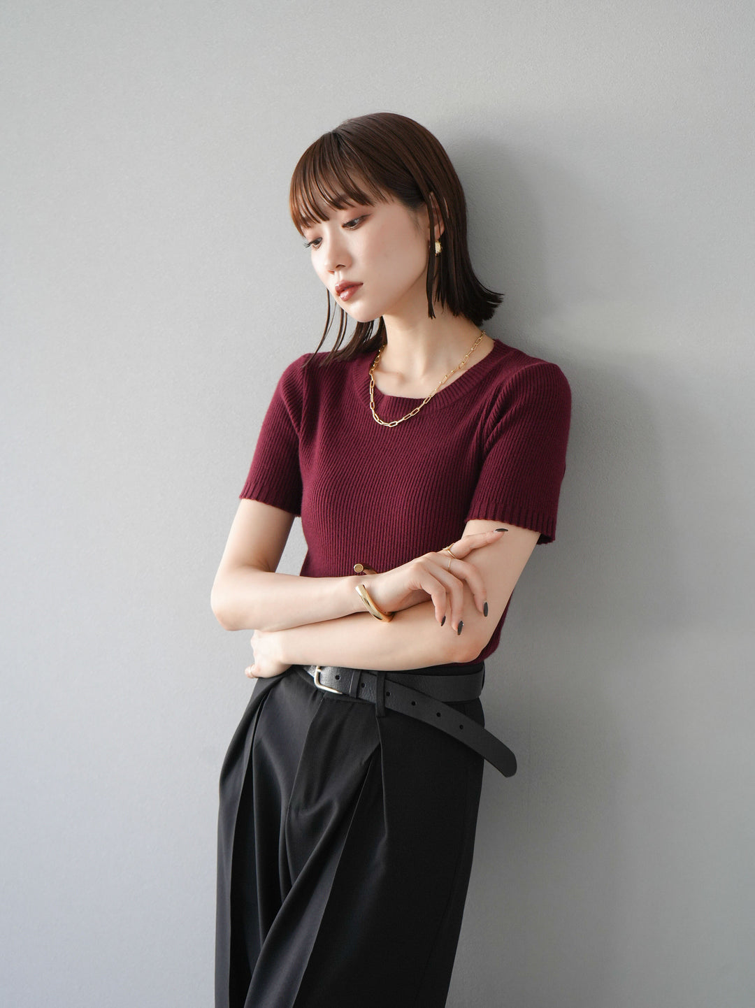 [予約]バックホールハーフスリーブリブニットトップス/ボルドー