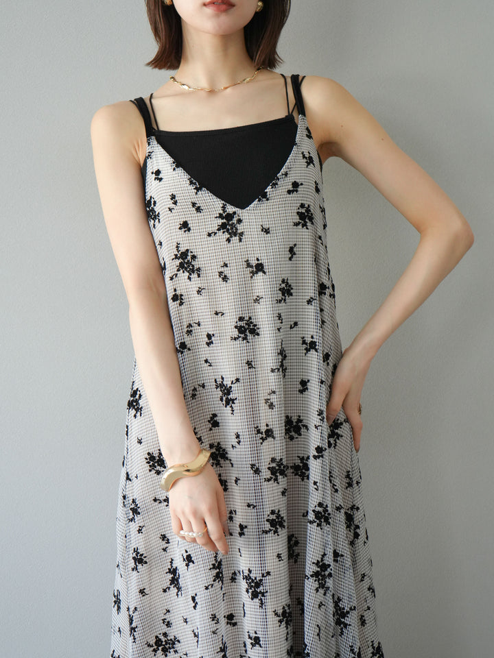 [SET]フロッキーチュールレイヤードベロアキャミワンピース+カップ付きバッククロスキャミソール(2set)