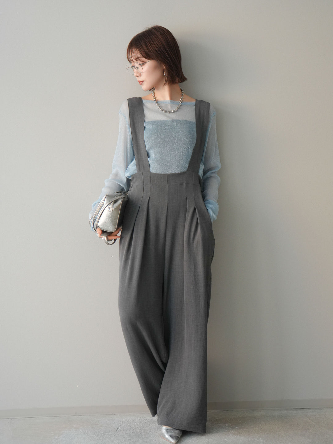 [予約]シボ加工ハイウエストタックサロペット/charcoal