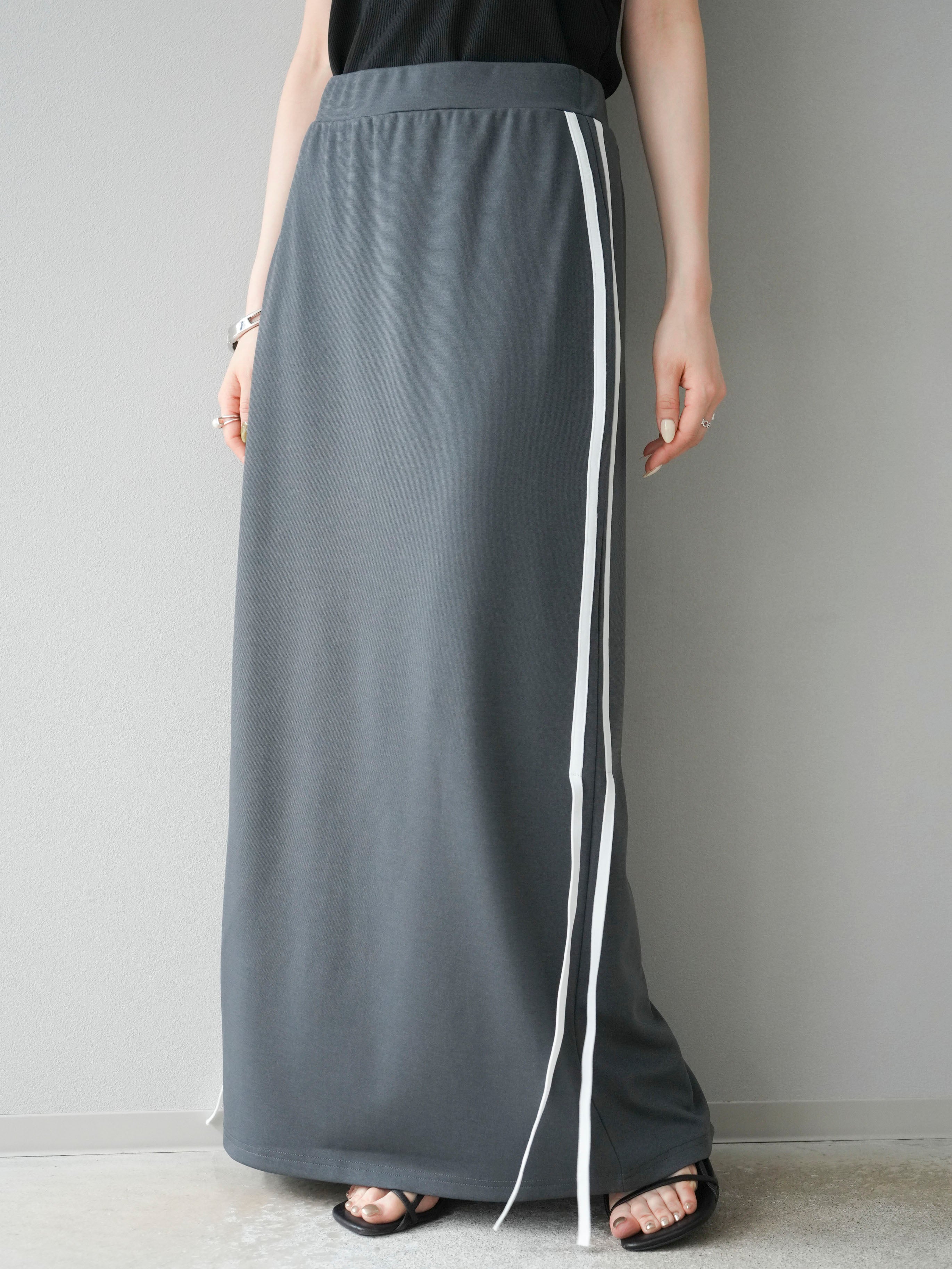 予約]サイドラインジャージナロースカート/チャコール – Lumier