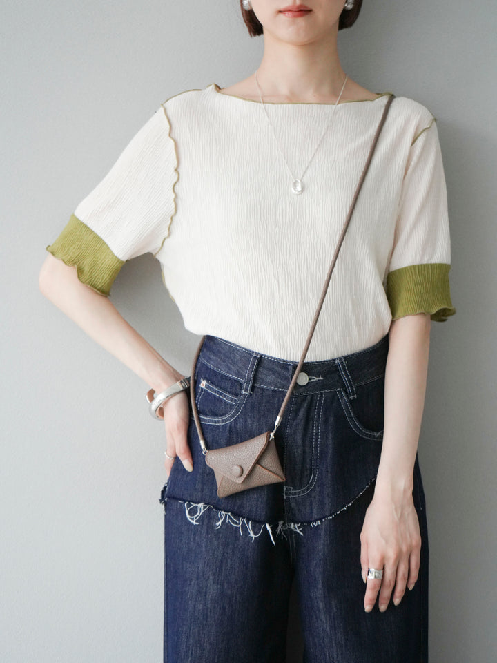 [SET] 百褶同色船領套頭衫 + 臀部設計牛仔褲（2 件組）