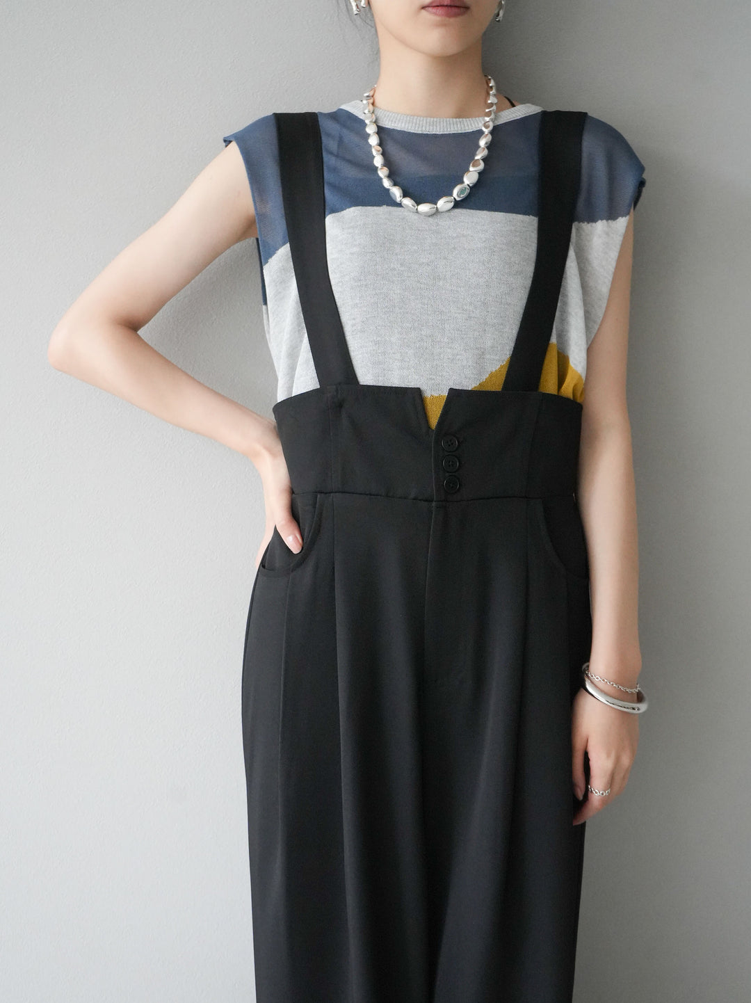 [Pre-order] Bicolor sheer knit sleeveless top/gray