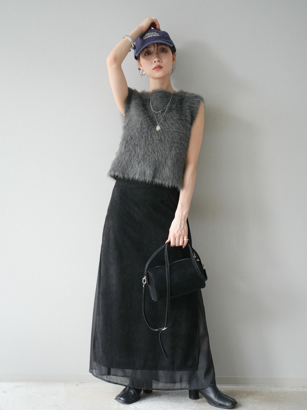 [予約]ミンクライク前後2WAYショートジレ/チャコール