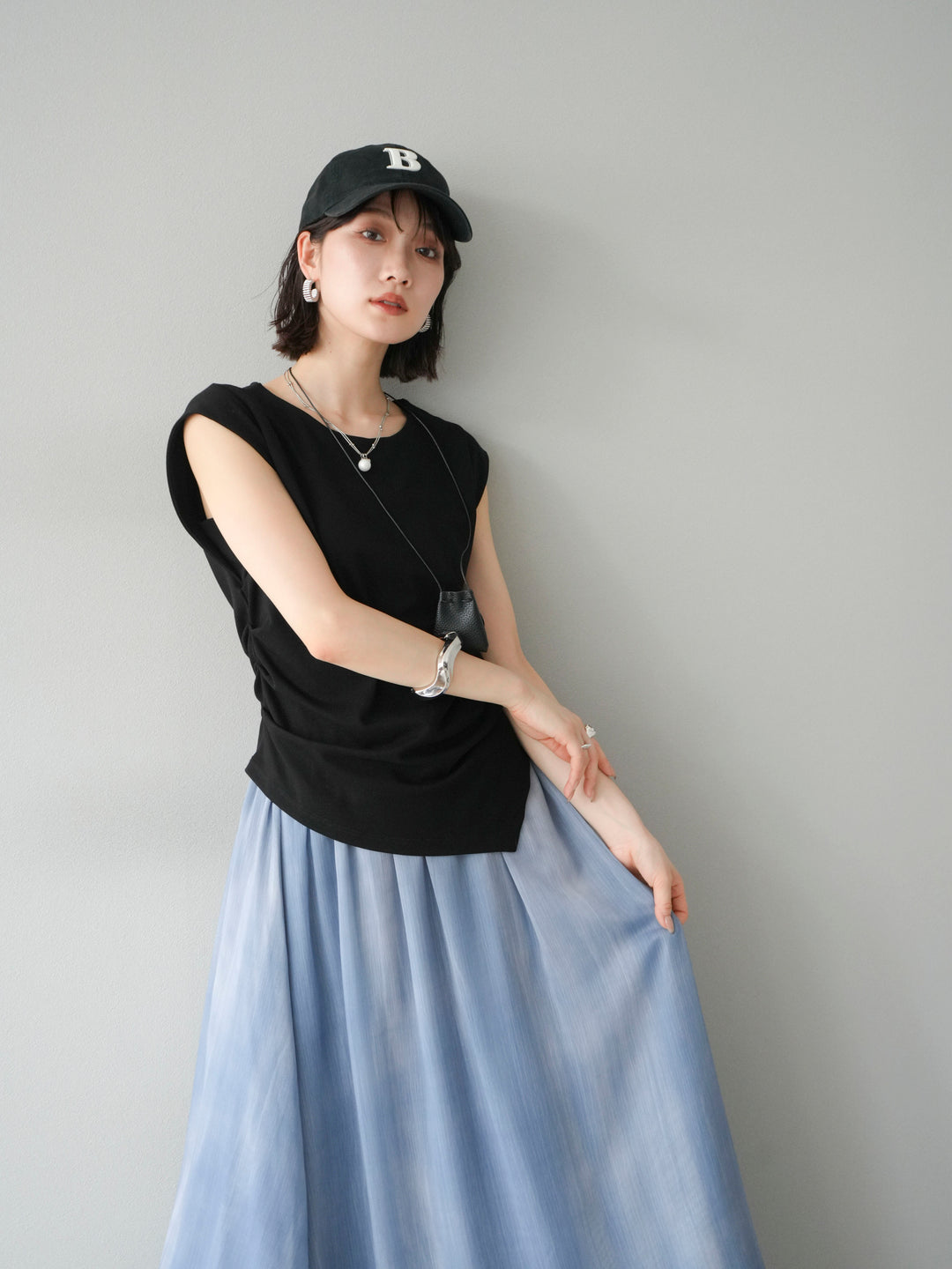 【預購】B字刺繡棒球帽/黑色