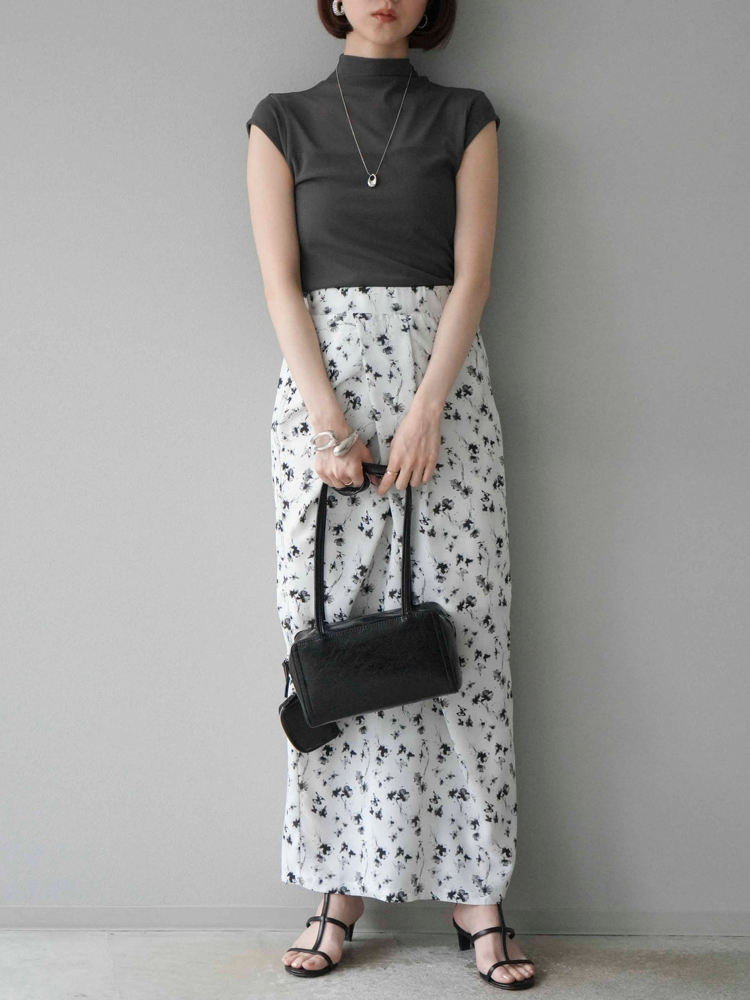 [予約]シアー切替ストレッチトップス/チャコール