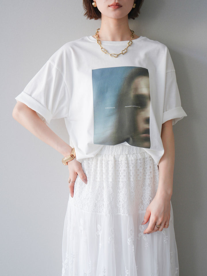 [SET]ブラーアートフォトTシャツ+シアーレースマキシスカート(2set)