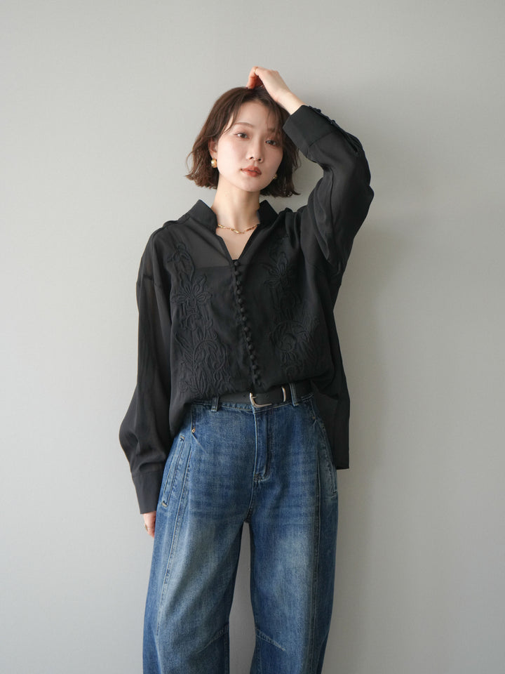 [予約]フロントコードエンブロイダリーブラウス/black