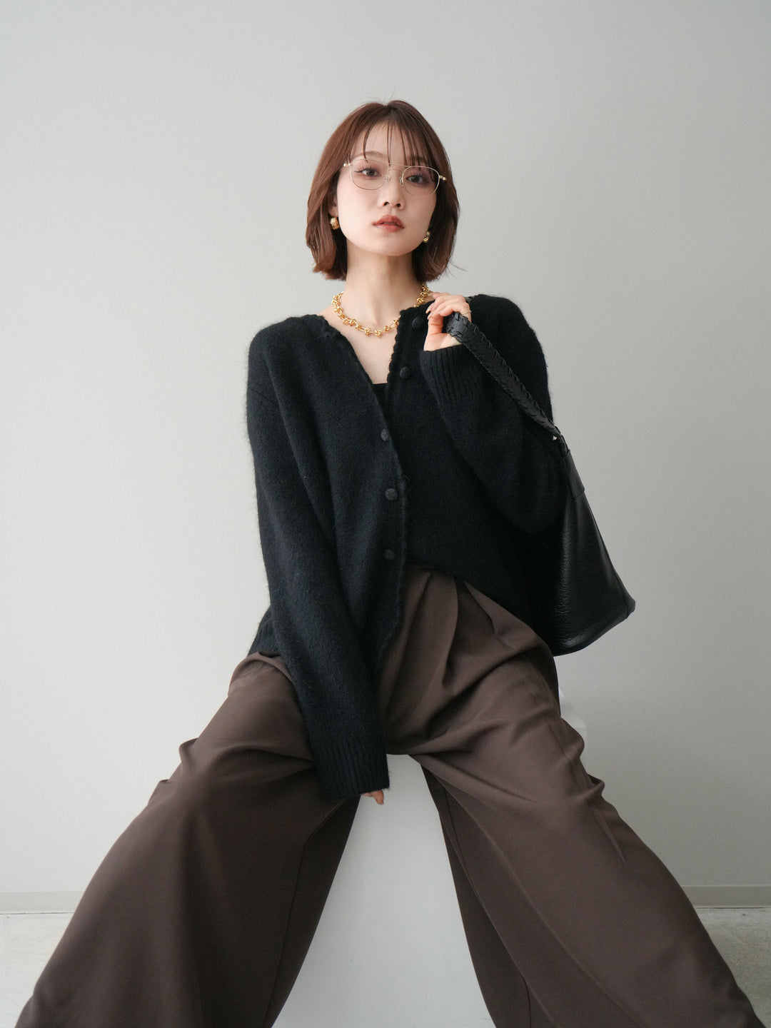 [SET]くるみボタンニットカーディガン+テープベルトタックバギーパンツ(2set)