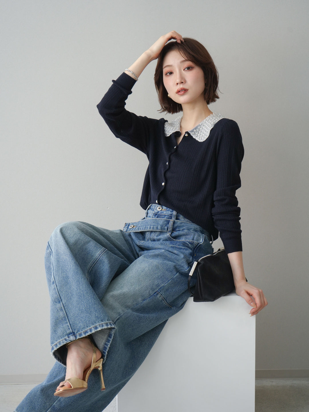 [SET]ビジュー襟パールボタンニットカーディガン+アシメデザインワイドデニムパンツ(2set)