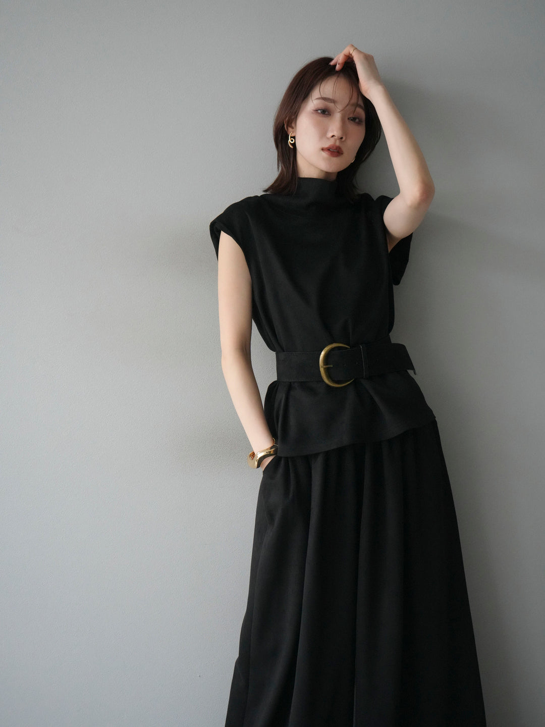 [SET]ベルト付スエードハイネックプルオーバー＆ワイドパンツSET UP