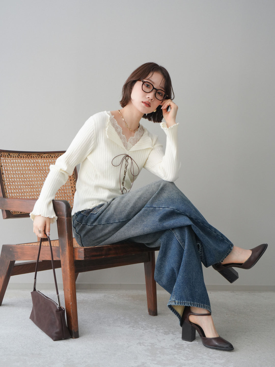 [予約]レースネックレースアップリブニットトップス/ivory