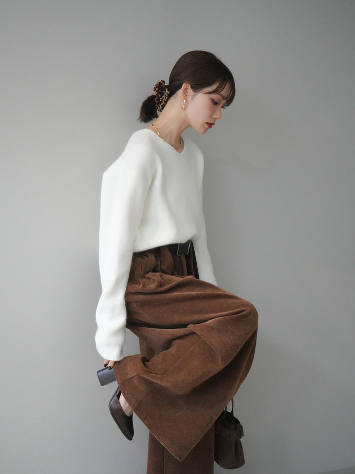 [予約]シュシュ付きアンゴラタッチVネックニットプルオーバー/white