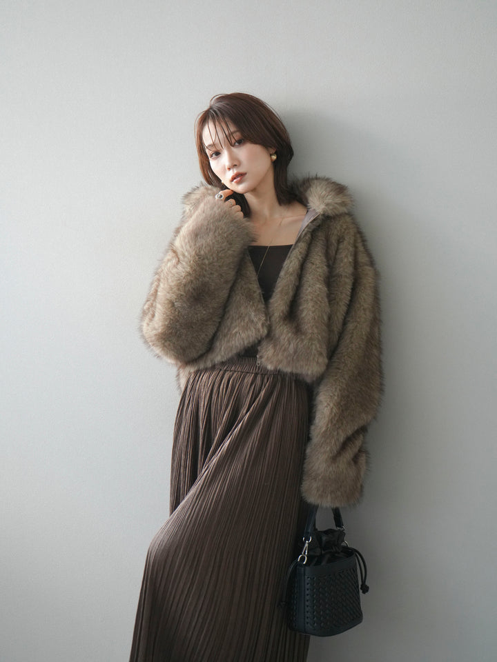 [予約]フェイクファーショートZIPジャケット/brownmix