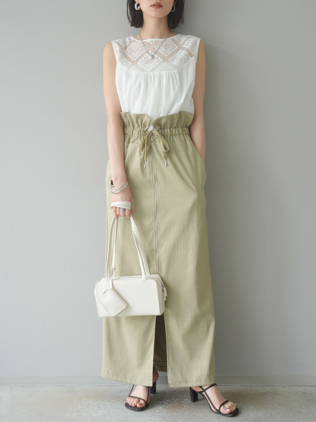 [予約]インド製コットンレース切替ノースリブラウス/オフ