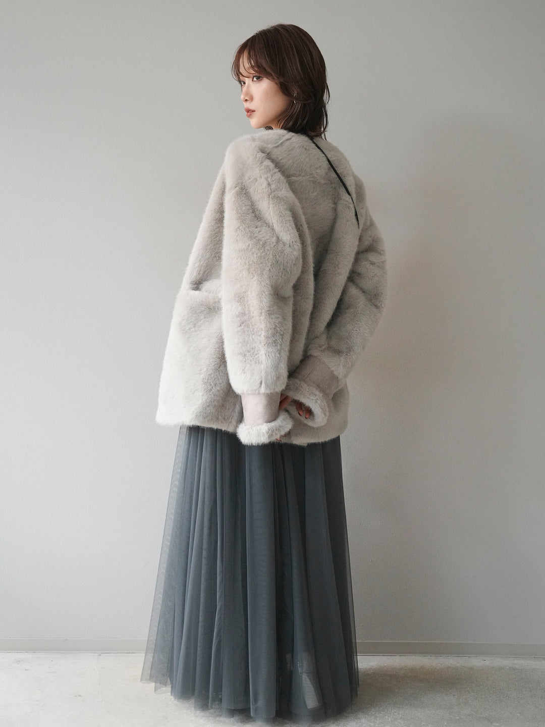 [SET]バッグ付エコファーノーカラーコート+チュールボリュームスカート(2set)