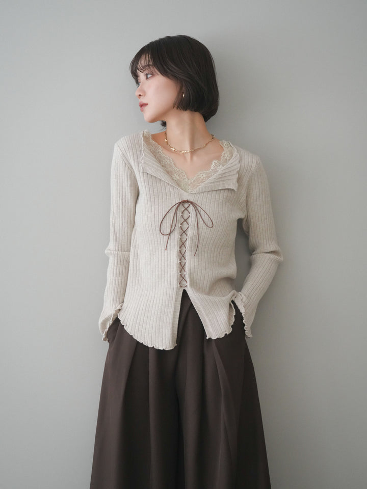 [予約]レースネックレースアップリブニットトップス/greige