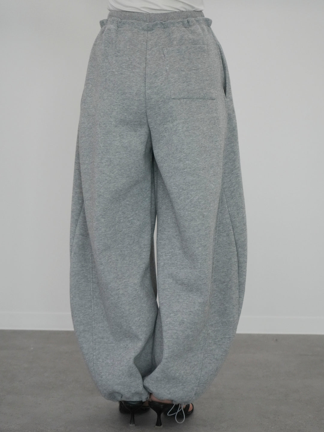 [予約]ダブルウエストドロストヘムスウェットパンツ/gray