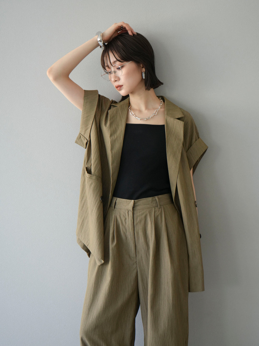 [予約]リネンライクノースリーブダブルジレ/グレージュ