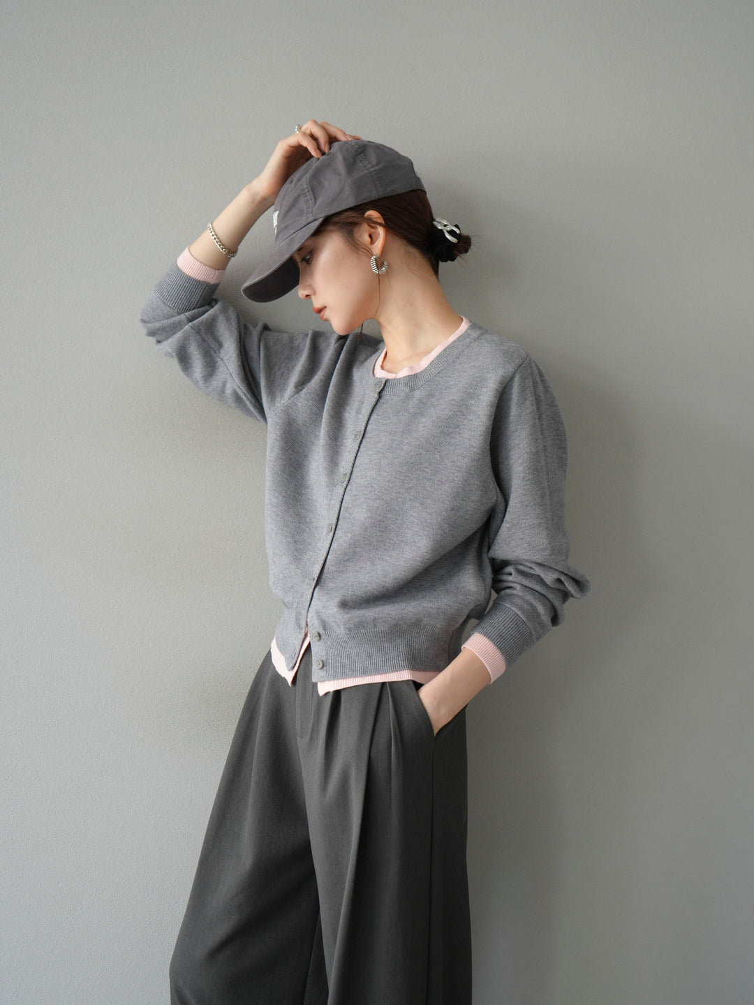 【SET】同色系疊穿開襟衫+雙褶寬褲（2件組）