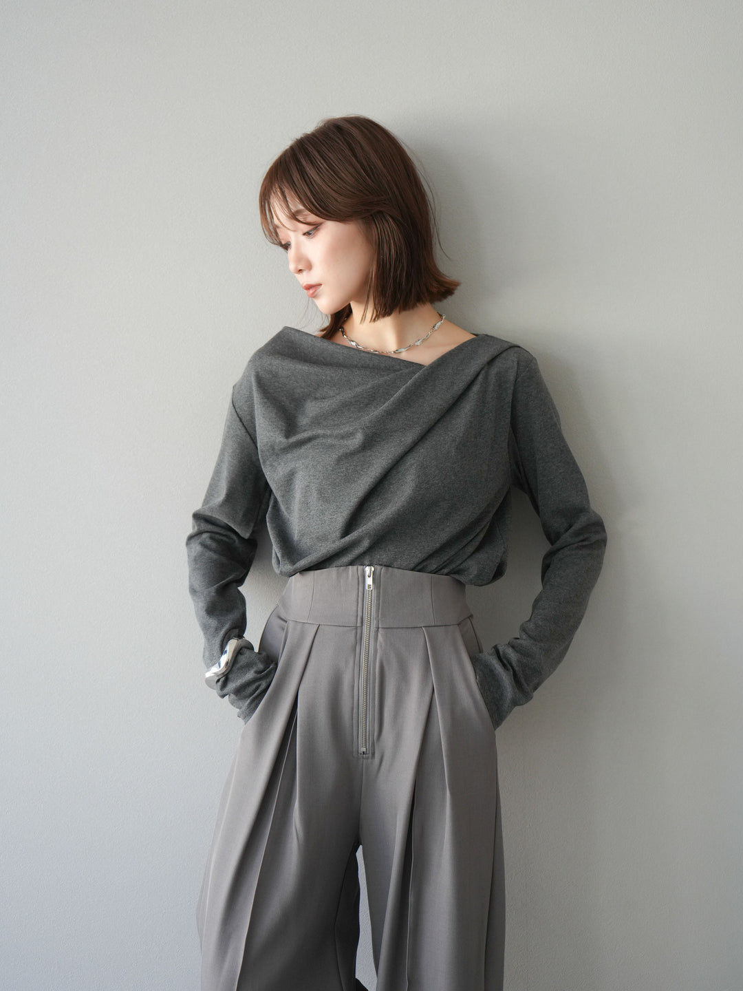 [予約]ドレープデザインカットソー/チャコール