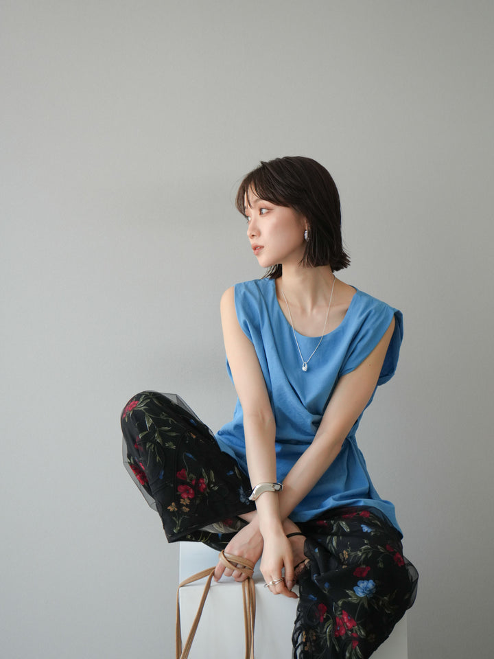 [SET] 側扭法式上衣+植物圖案休閒褲+繩繡薄紗疊穿褲（3件套裝）