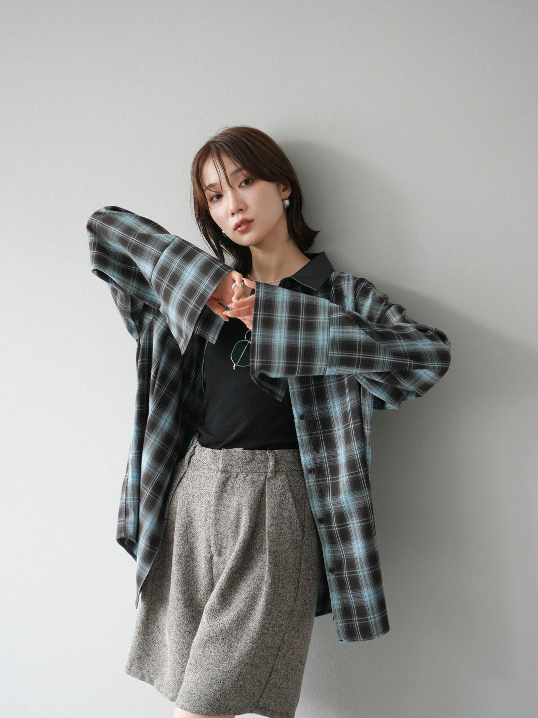 [SET]レザー襟オンブレチェックオーバーシャツ +ツイードハーフパンツ(2set)