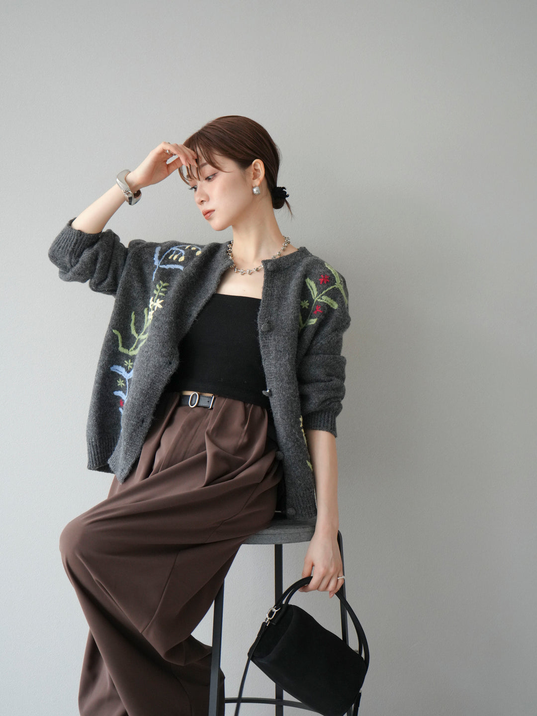 [SET]フラワー刺繍ニットカーディガン+ベルト付タックワイドパンツ(2set)