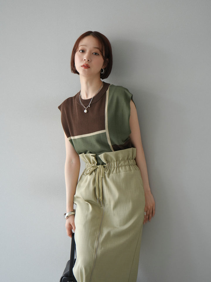 [SET] 同色系無袖針織套衫 + 可選飾品套裝（2 套）