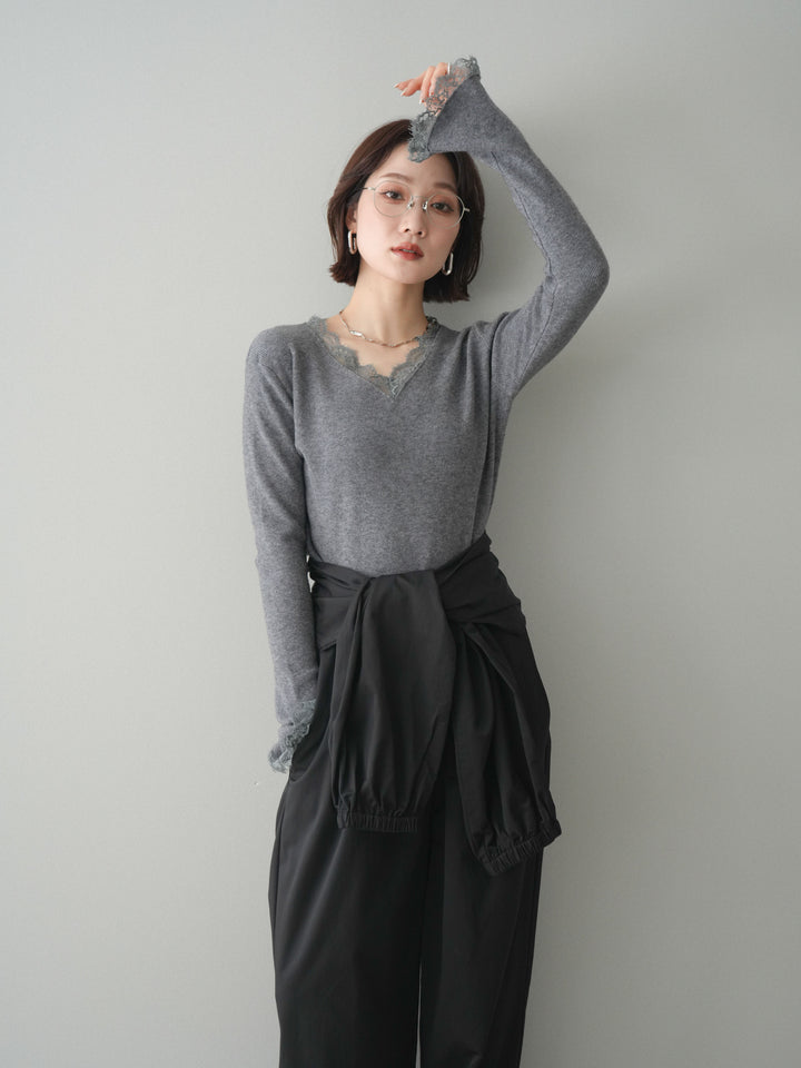 [予約]レースドッキングVネックニットトップス/gray