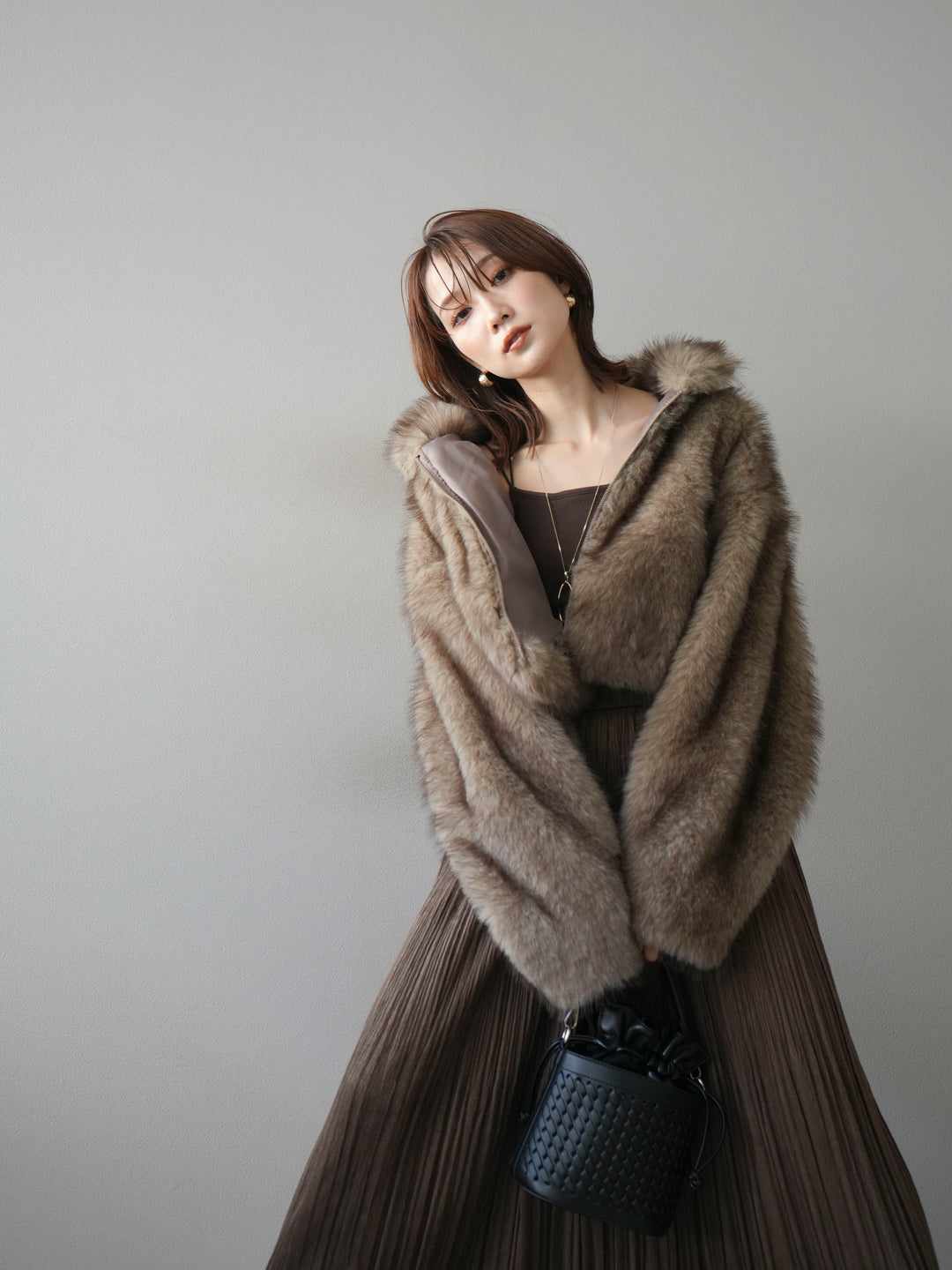 [予約]フェイクファーショートZIPジャケット/brownmix