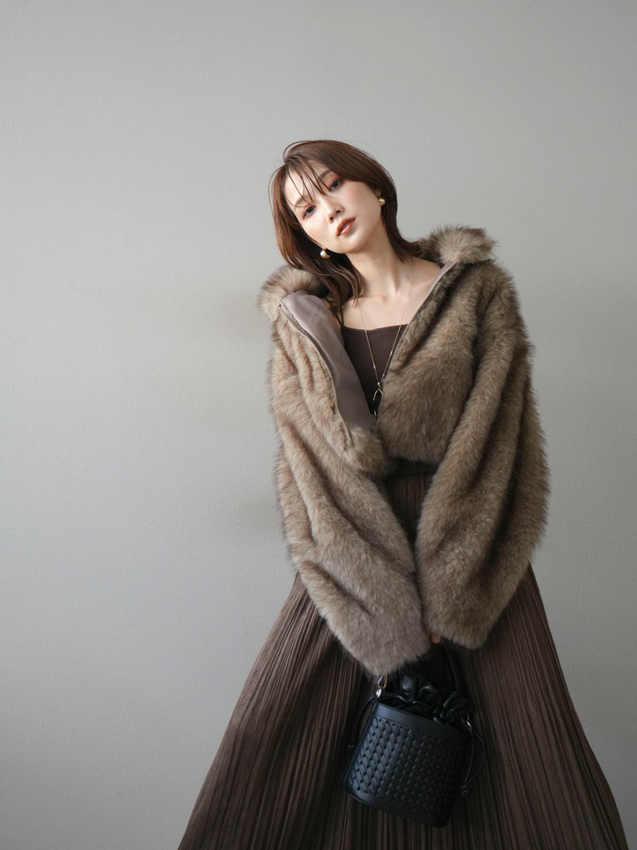 [予約]フェイクファーショートZIPジャケット/brownmix