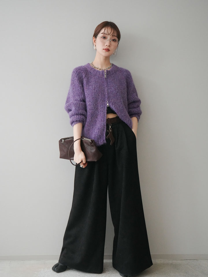[予約]モチーフベルト付スエードタックワイドパンツ/black