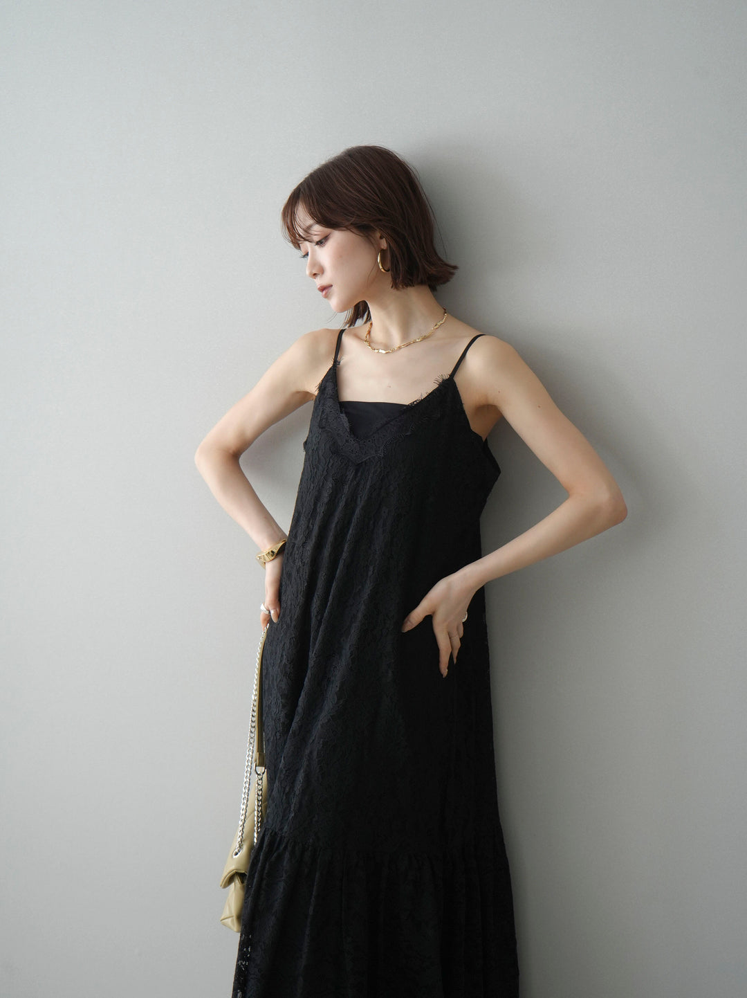 [予約]ギャザー切替レースキャミワンピース/black