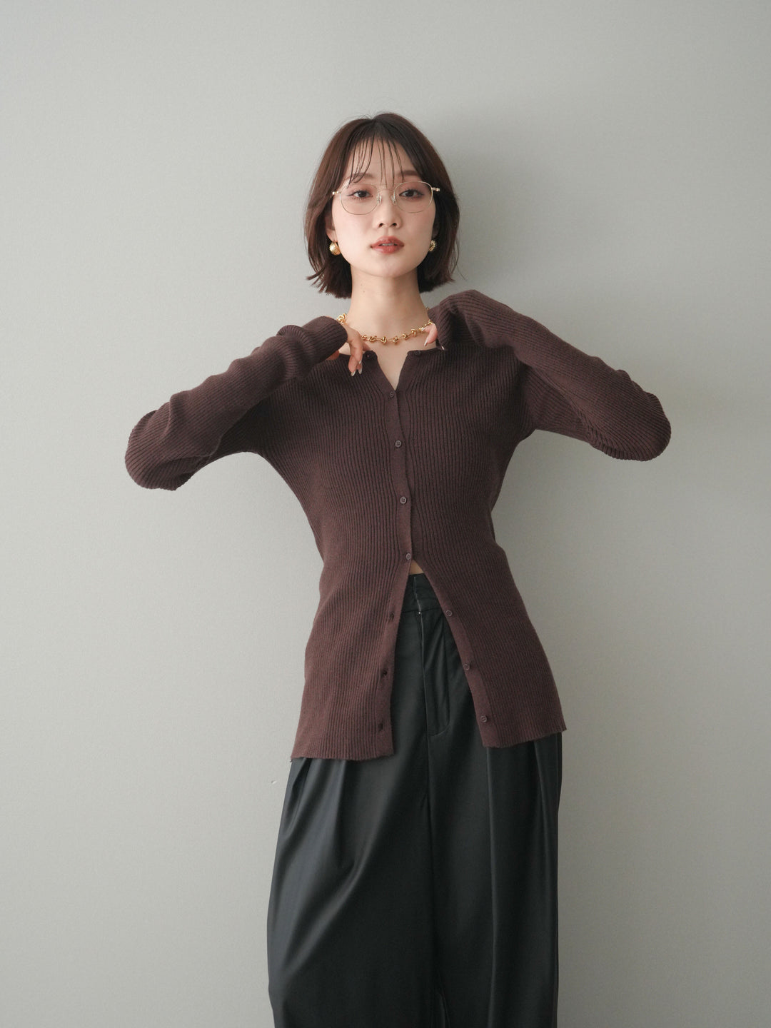 [予約]前後2WAYリブ編みクルーネックカーディガン/darkbrown