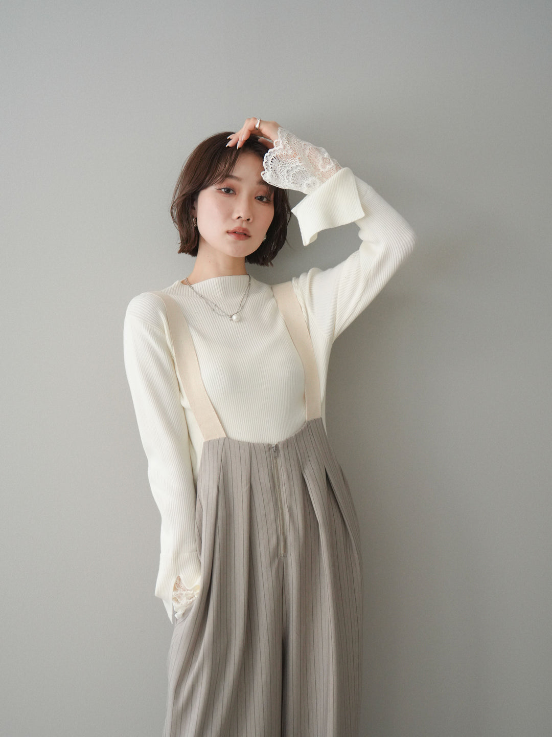 [SET]袖スカラップレースオフネックニットトップス+グログランテープストライプサロペット(2set)