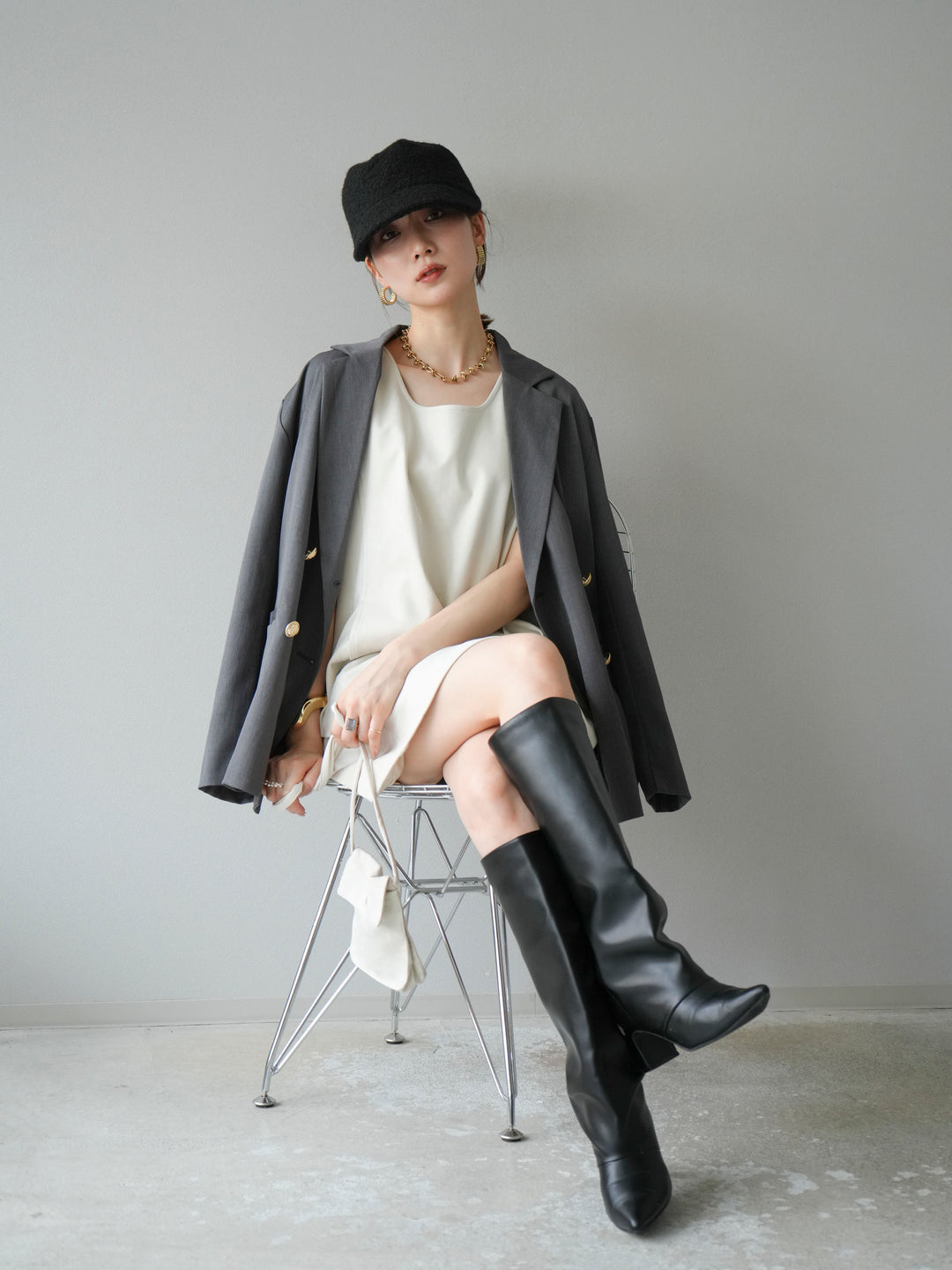 [SET]ゴールドボタンツイルダブルテーラードジャケット+ショルダーポーチ付スウェードミニワンピース(2set)