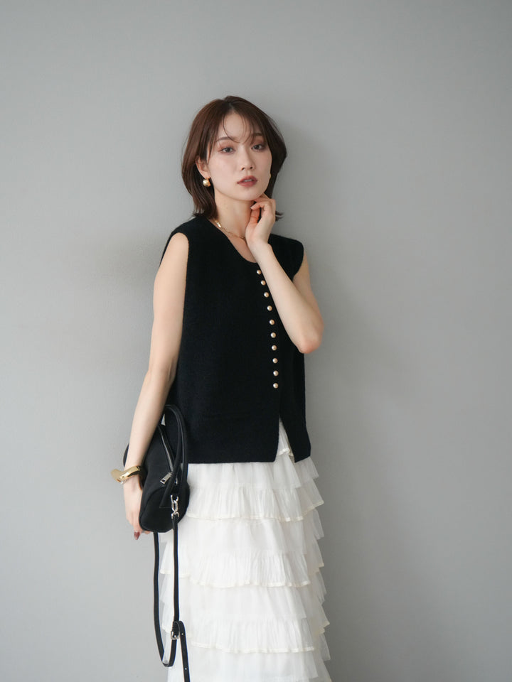 [予約]ゴールドボタンコンパクトニットベスト/ブラック