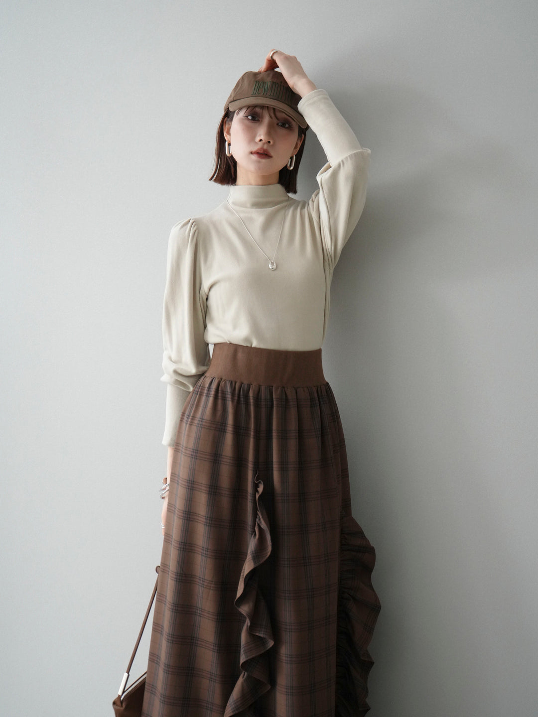 [SET]プチネックパワーショルダー起毛トップス+チェック柄フリルハイウエストマキシスカート(2set)