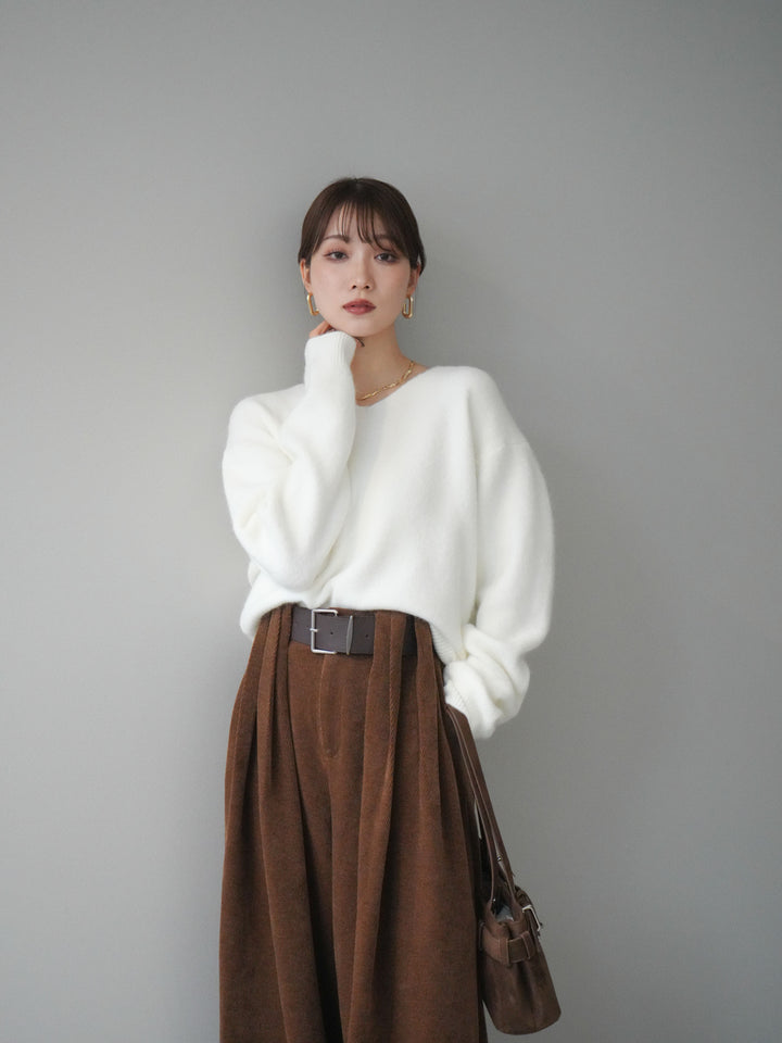 [予約]シュシュ付きアンゴラタッチVネックニットプルオーバー/white