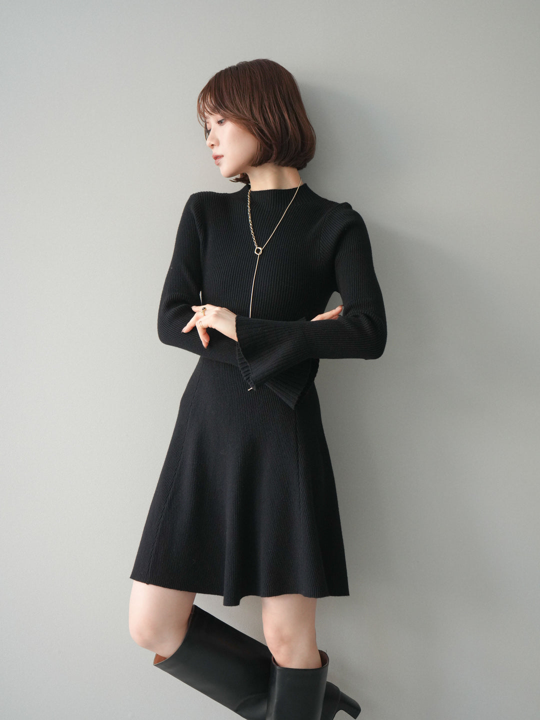 [予約]フレアリブニットミニワンピース/black