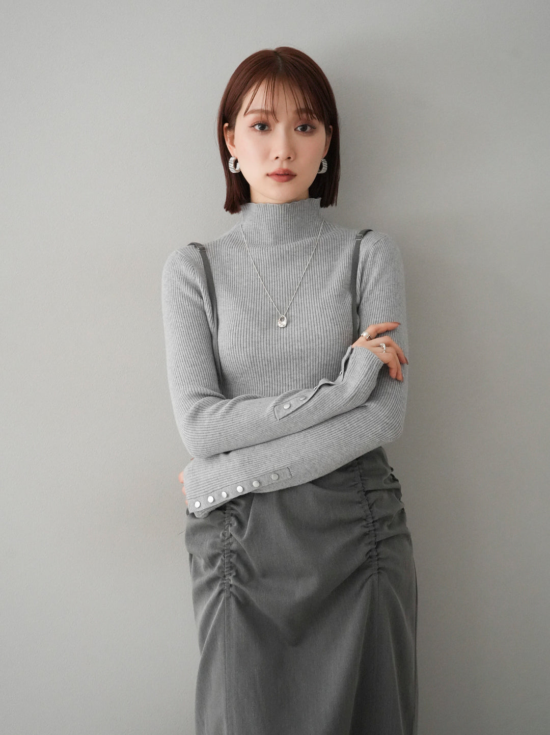 【預購】褶皺吊帶裙/炭灰