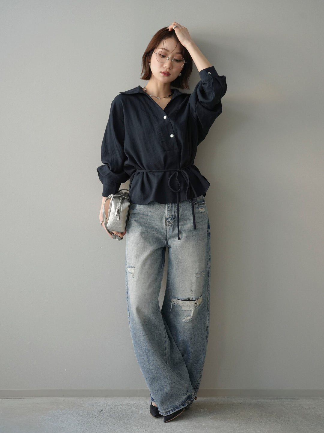 [SET]Vネック変形ラインシャツ+ダメージデニムセミワイドパンツ(2set)