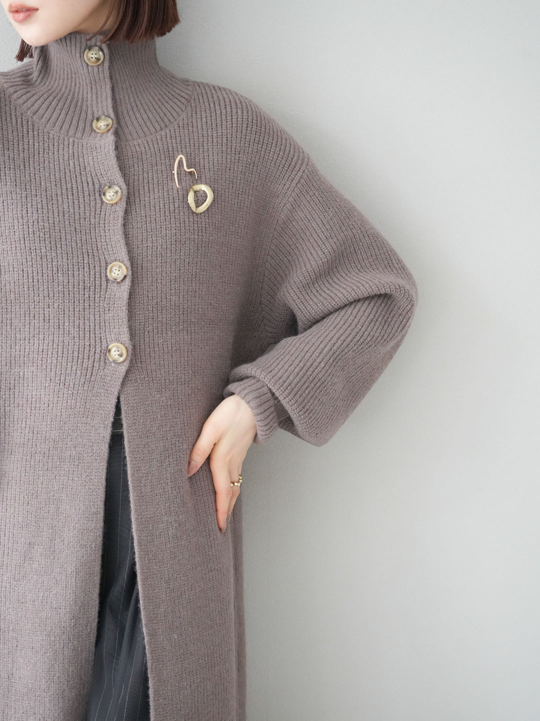 [予約]ハイネックニットロングカーディガン/モカ