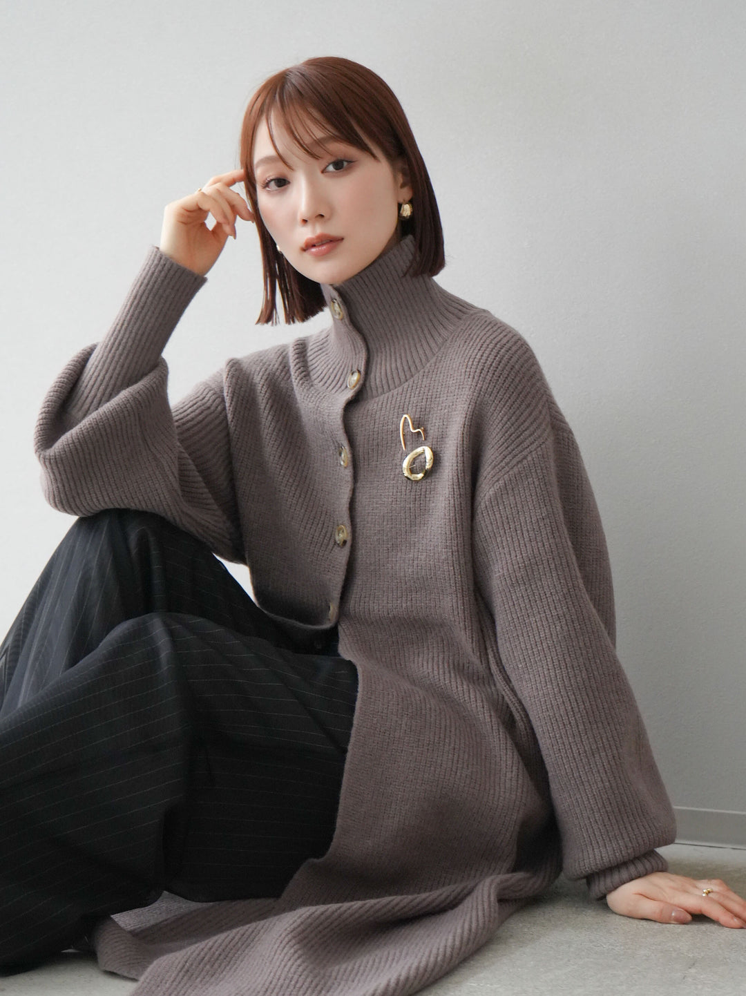 [予約]ハイネックニットロングカーディガン/モカ